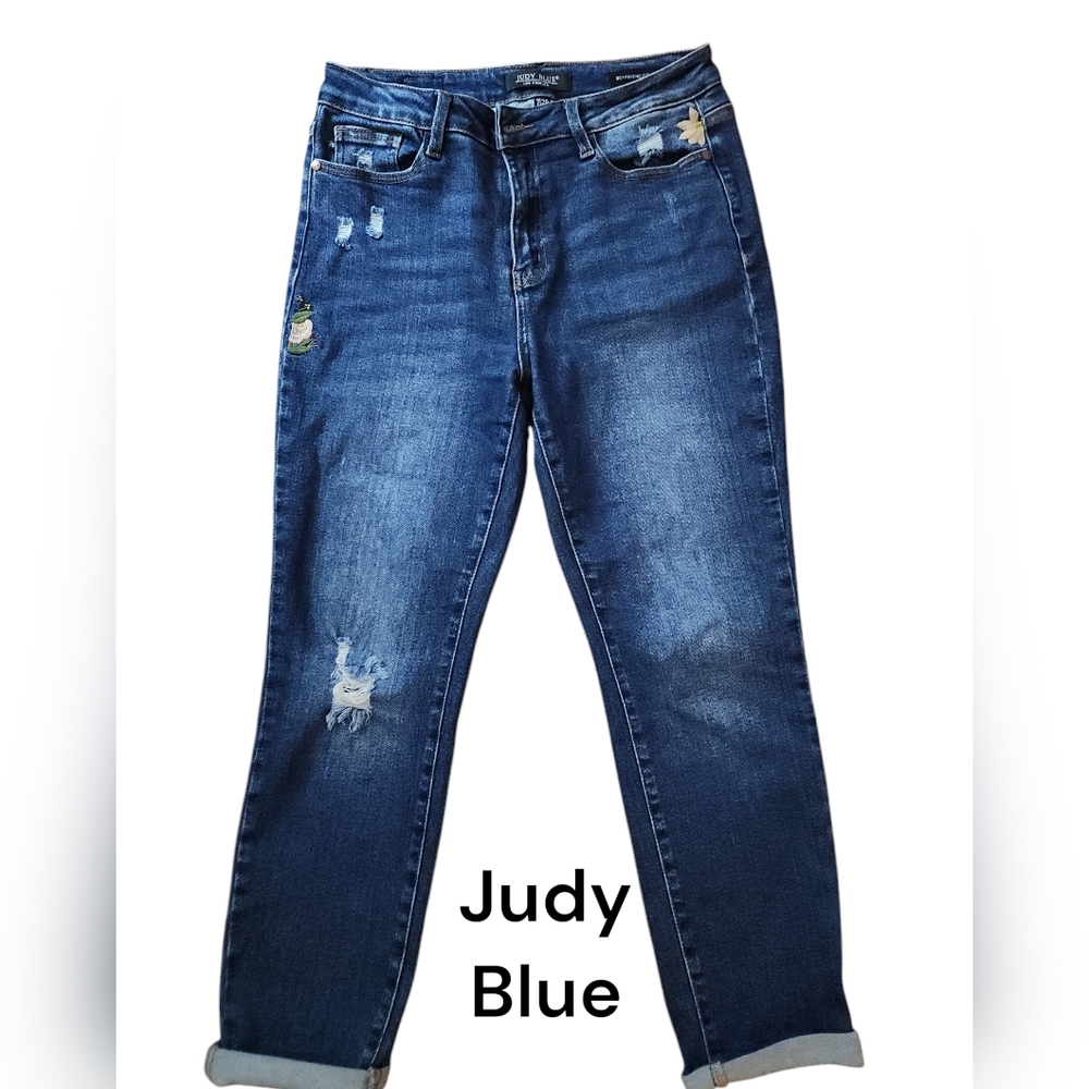 NWOT JUDY BLUE EMBROIDERED Distressed JEANS  sz 7/28